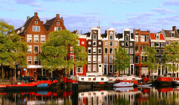 Guest Post: Amsterdam: the Perfect Destination for a City Break